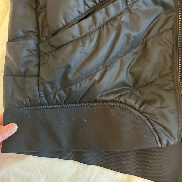 lululemon jacket - Picture 7 of 7